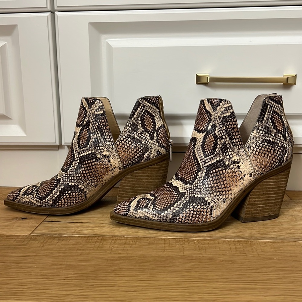 Vince Camuto Pointed Bootie
